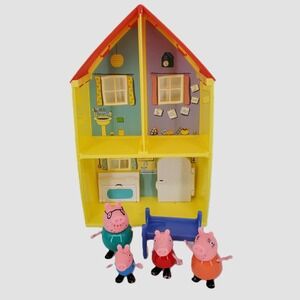 Peppa Pig Dollhouse Playset with 4 Figures Bed Accessory Yellow House Pre-Owned